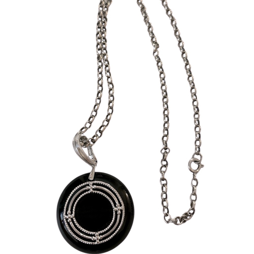 Vintage Sterling silver round black onyx stone pendant & sterling 925 necklace